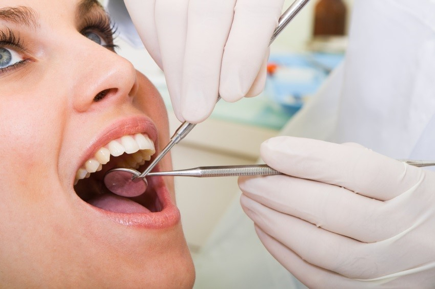 What Does A Dental Checkup Include?